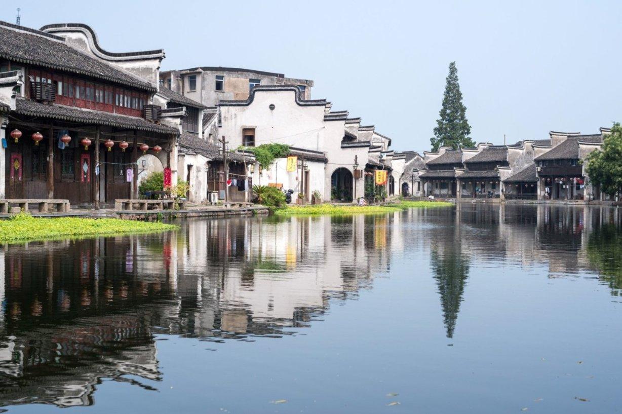 逃出田园庭院